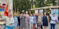 Специалисты МБУК «МРКДЦ» Севского района провели акцию «Флаг России — наша слава» - Газета Севская правда